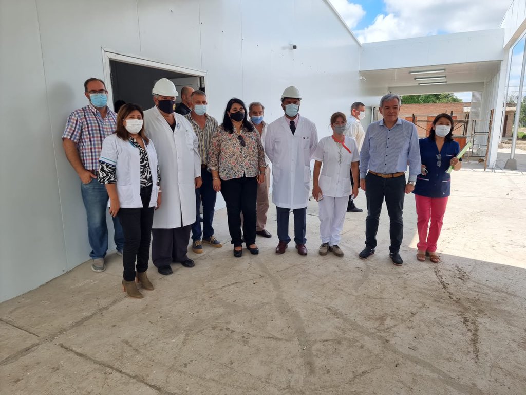 EstebanSalud's tweet photo. Durante la visita a #Orán, también recorrimos las obras del #hospitalmodular 🏥 y #SAMEC 🚑 que están prontas a inaugurarse junto al intendente @DrGonzalezOk #GobiernoPresente https://t.co/dDU5EDEuWE