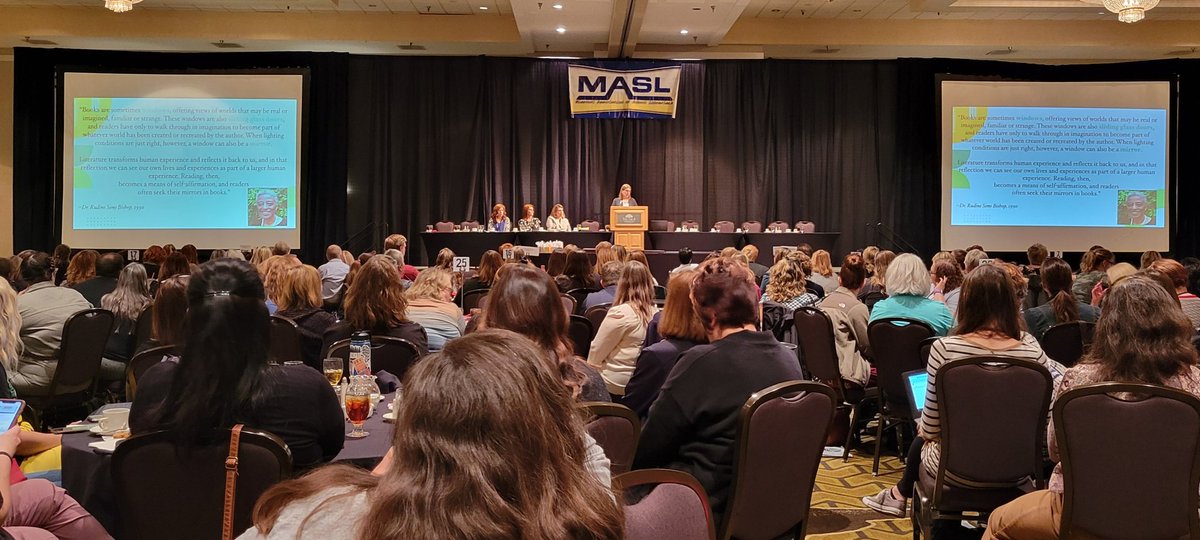 Donalyn Miller filling the buckets of 600+ Missouri School Librarians at #maslsc @donalynbooks