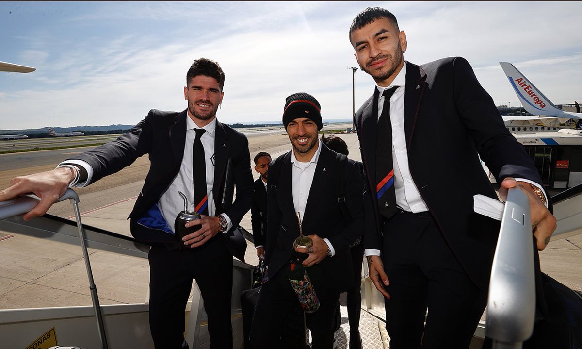 Debido a que la fecha del fútbol local se termina hoy a la noche, avisamos que el capítulo 2 sale mañana sin falta 🤳