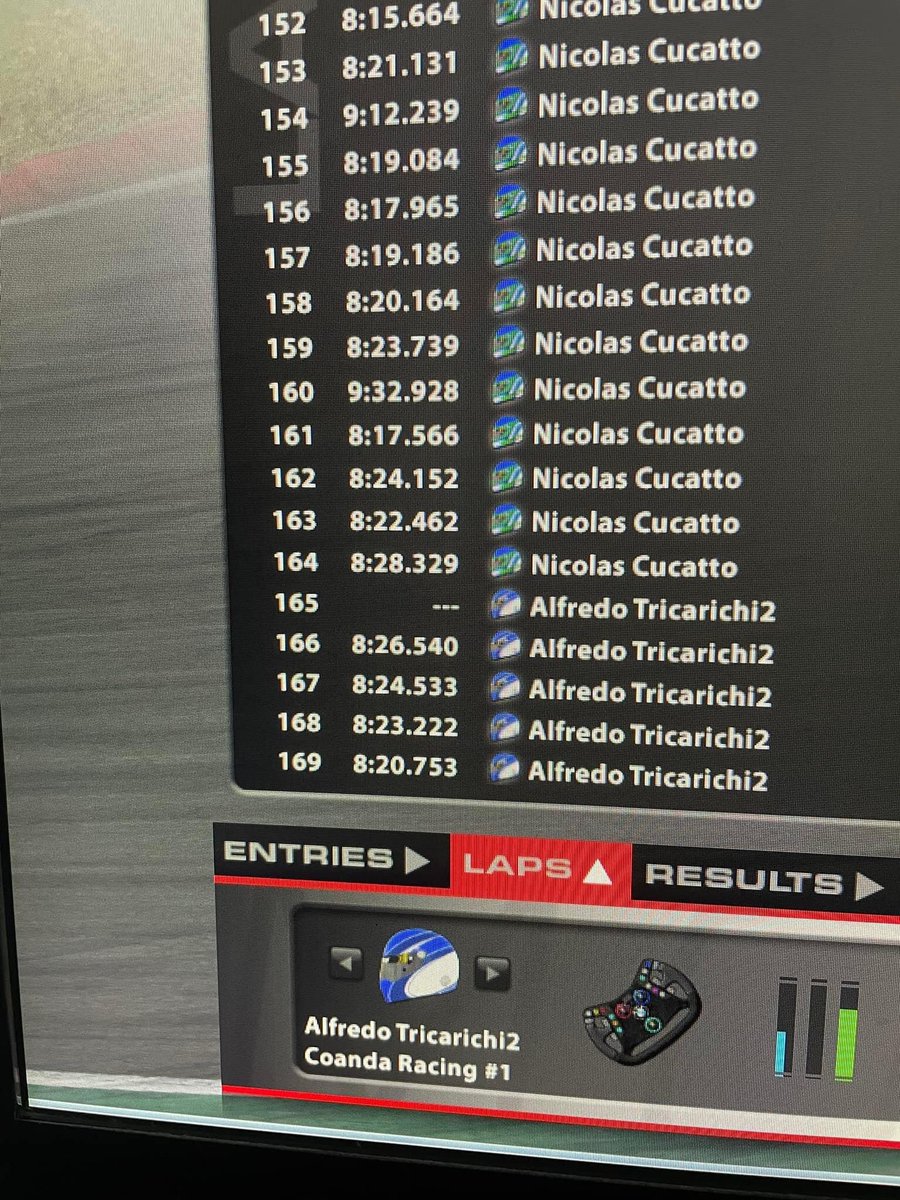 Corazondef1's tweet photo. #CF1Virtual 🇦🇷

Como es correr una competencia de 24 hs dos pilotos solos? Hoy en nuestro segmento dedicado al sim racer  @ATricarichi y Nicolas Cucatto quienes finalizaron las #24HNBRVirtual te lo van a contar 

Desde las 16.00 CF1 Radio 👇
https://t.co/03hxjO4DmM https://t.co/18uqgq0gQF