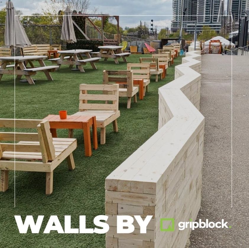 GRIPMetalTech's tweet image. Create your dream outdoor patio today with gripblock!
. 
gripblock.com
.
#toronto #outdoorpatio #restauranttoronto #gripblock #outdoorskating #outdooractivities #madeincanada #patiowalls #restaurantpatio