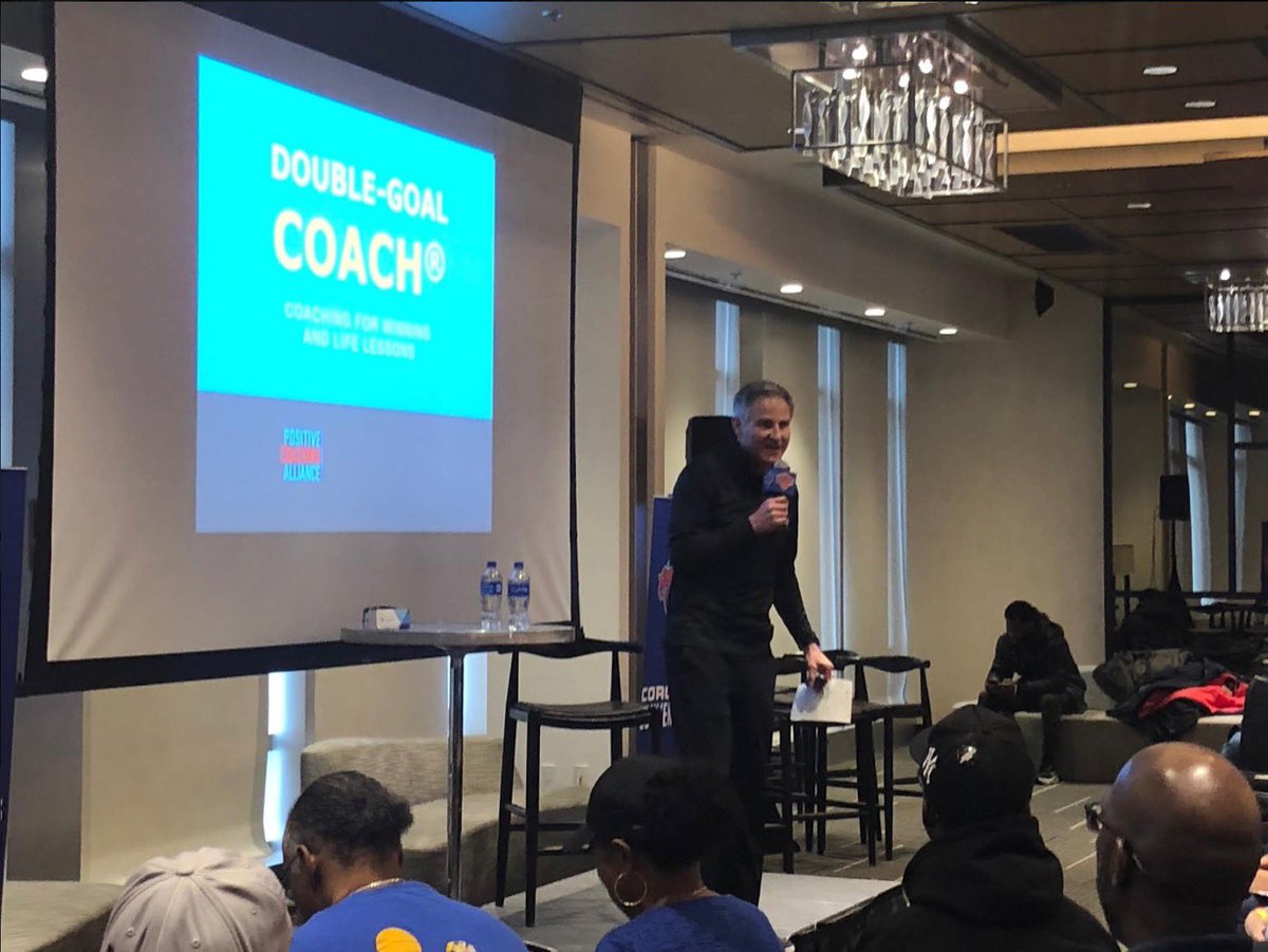PositiveCoachUS's tweet photo. What a great weekend at the 1st ever @juniorknicks Coaches Conference presented by @HSpecialSurgery! Training sessions &amp; leadership trainings were led by PCA, @nyknicks, and @usabasketball. Coaches had the opportunity to learn and bond with fellow coaches &amp; alumni https://t.co/InmsvbncFP