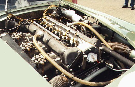 UltimativCars's tweet photo. And the story (finally!) continues:
@JumpinJoeBriggs is n°214.

The #AstonMartin "#Project214" (1963: 2 units) was w/ its sister-cars "Project 212" (1962) &amp; "Project 215" (1963), the cornerstone of the DB5 &amp; its successors.

They were ALL #streetlegal &amp; are still existing today. https://t.co/JFUZWIML0g