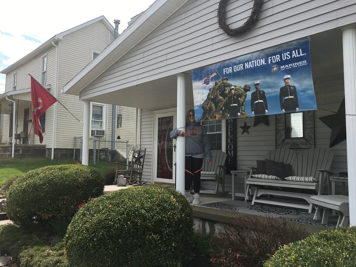 debvalentine5's tweet photo. Ready for our Marine to come home❤️🇺🇸 https://t.co/HaZBPS2vSN