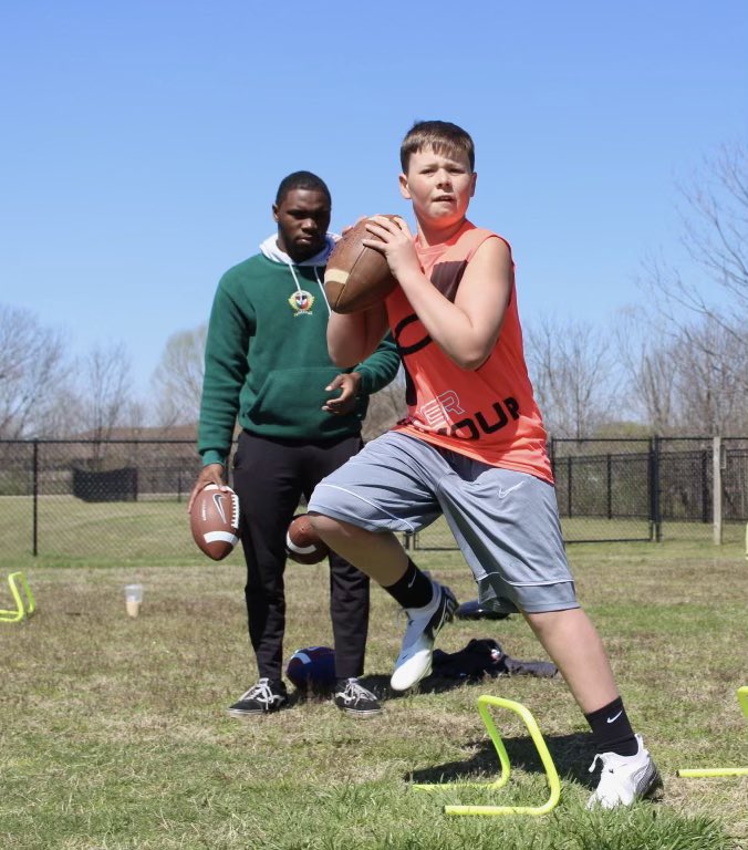 Braedon Carroll Class of 2027 QB at Woodland Junior High (Fayetteville) got next! 🔥🔥🔥

Notable QBs from Woodland JH: Brandon Allen, Austin Allen, CJ O’Grady and Taylor Powell