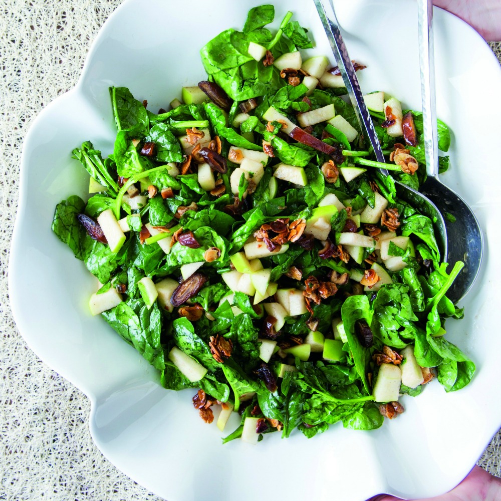 #Passover is coming. Add #CHAROSET SALAD to your menu this year and shake things up a little bit! shockinglydelicious.com/charoset-salad/
#shockinglydelicious #haroset #Passover2022 #charoses