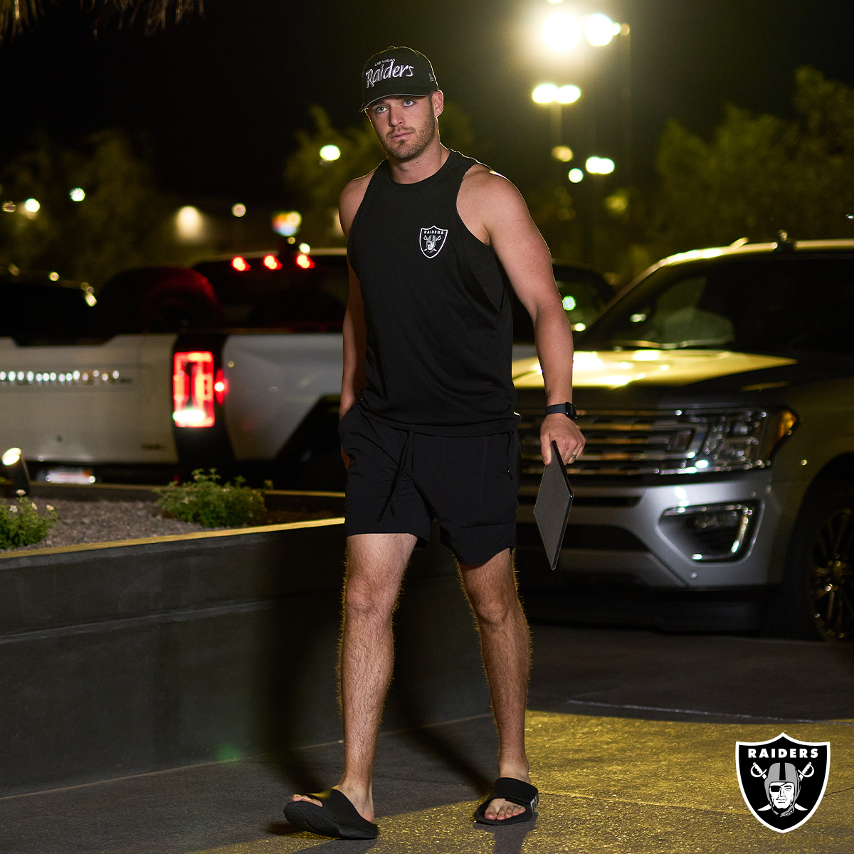 Raiders's tweet photo. Let's work. https://t.co/dka5xhGjxu