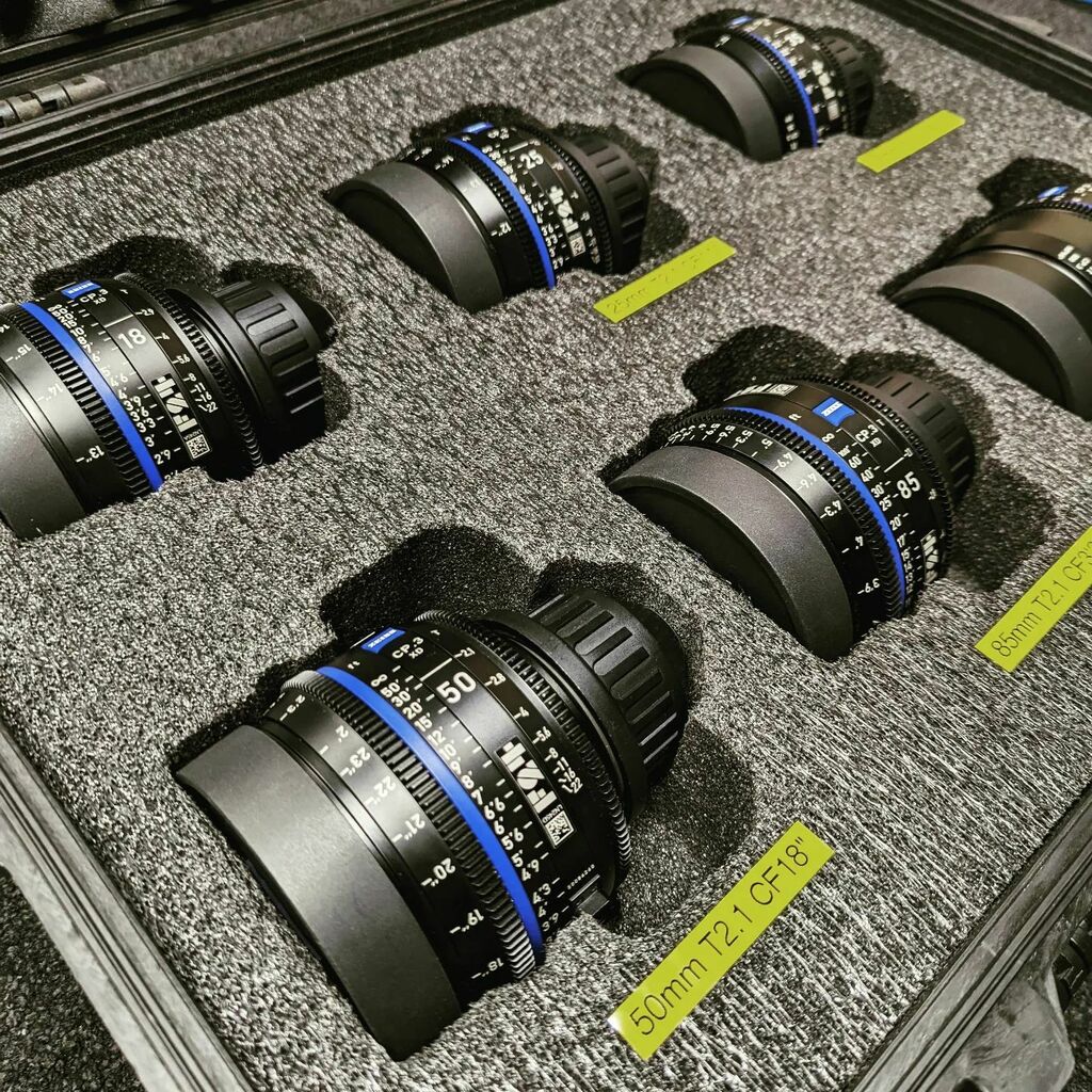 m0fe's tweet photo. @focus24hire came to the rescue at the 11th hour, thanks guys 
.
#lensporn #studiolife https://t.co/5hoqUQnI54 https://t.co/Ou7YdyX569