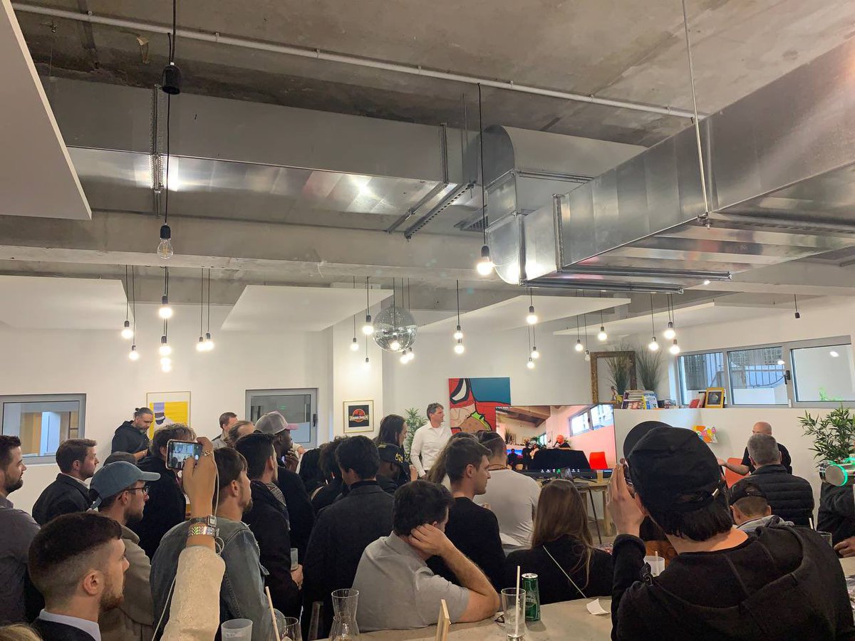 cryptonews_FR's tweet photo. Le retour des #CryptoMondays à #Paris 😎 à 24h du @parisnft_day.
#crypto @PBWSummit https://t.co/cJw2CRNCsG
