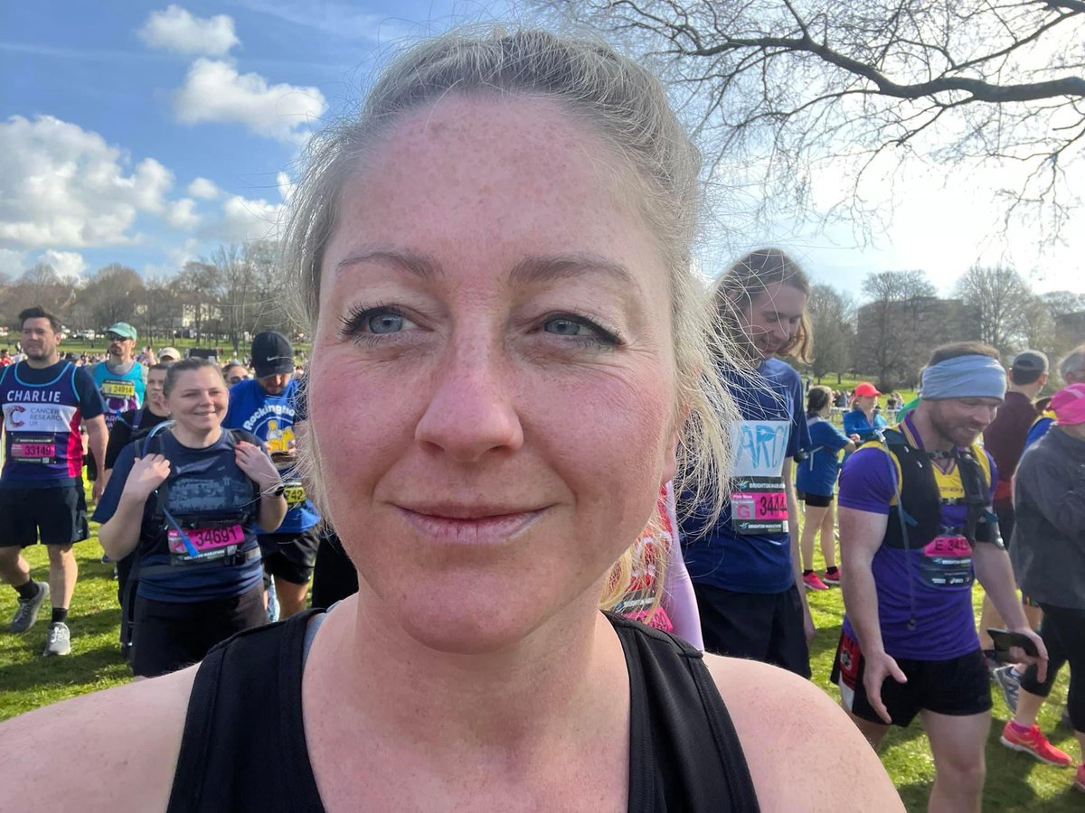 basket_treasure's tweet photo. 🎉💜@BrightonMarathn 💜🎉

A BRILLIANT day for it 🏃🏼‍♀️☀️🙌🏻
Really proud to be wearing my TTBA vest and running to support children’s emotional health 💚🏃🏼‍♀️💚🏃🏼‍♀️💚🏃🏼‍♀️💚 feeling a little sore now but absolutely buzzing 💪❤️ https://t.co/LrfrhODsJX