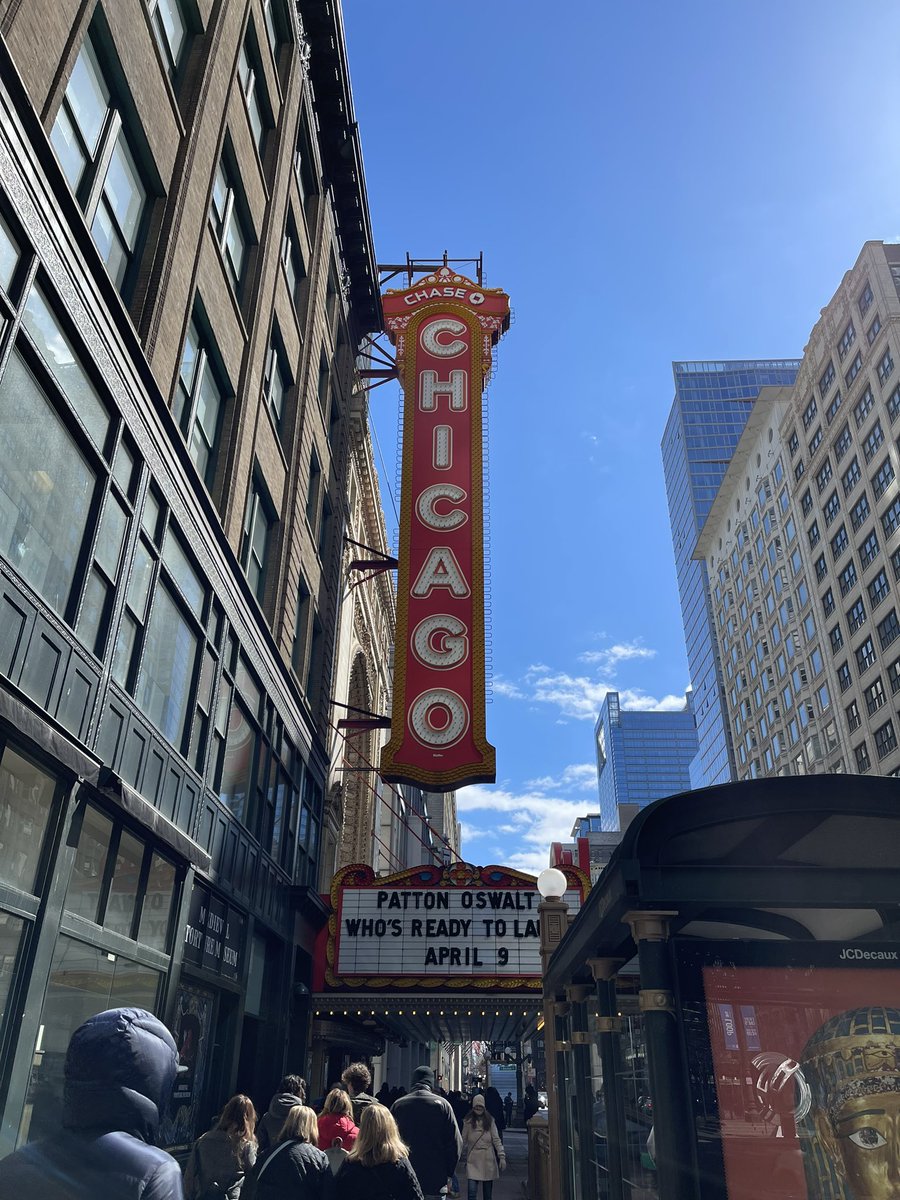 raeee12's tweet photo. Chicago, you have my heart ❤️ https://t.co/mjrwuScW5J