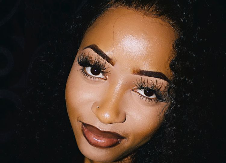 theyanosmag's tweet photo. Watch! Uncle Waffles Freaking Out After DJ Zinhle And Minnie Dlamini Jump Onto Her Booth - https://t.co/XdY3aK7GHo #News #Amapiano #Yano #Theyanos https://t.co/8VzCPdtk00