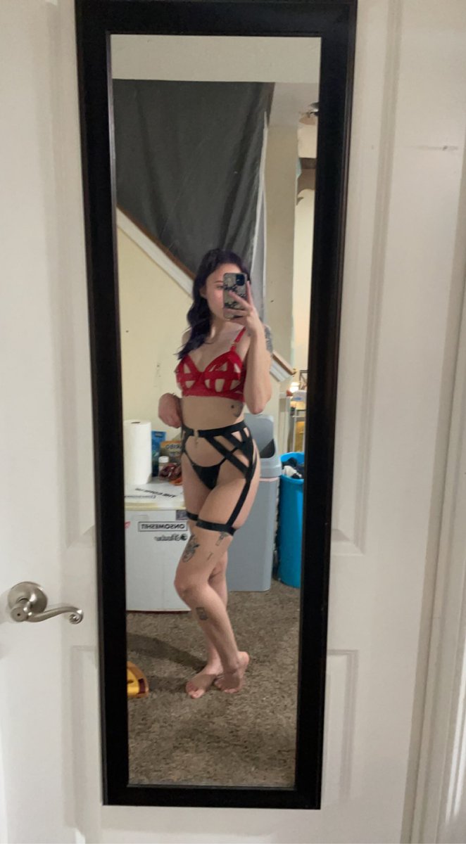 _Autumn69_'s tweet photo. Subscribe to my Only Fans !    https://t.co/l8coDtMPFB cash app only 😋 #nsfwsub #buyingccontent #ContentCreator #sellingcontent #onlyfanspromo #buyingnudes https://t.co/vbac00OwPS