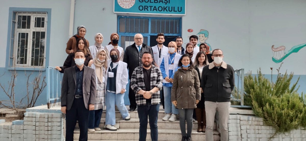 MarmaraGencyyd's tweet photo. Ziyaretimizde bize eşlik eden, güzel sohbetine hemhal olduğumuz, Gönen Milli Eğitim Müdürü Sn. Ramazan Tamer Büyükküpçü hocamıza da kıymetli vakitlerini bize ayırdıkları için çok teşekkür ediyoruz. 💐

#İyilikİçinGençlik #YeryüzüneDokun https://t.co/enuTHThgBO