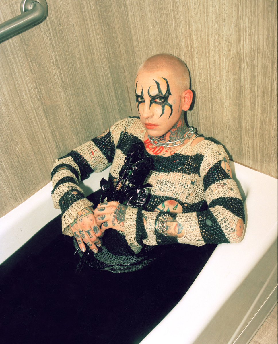 iamblackbear's tweet photo. in loving memory this summer https://t.co/2vuikO7EGR