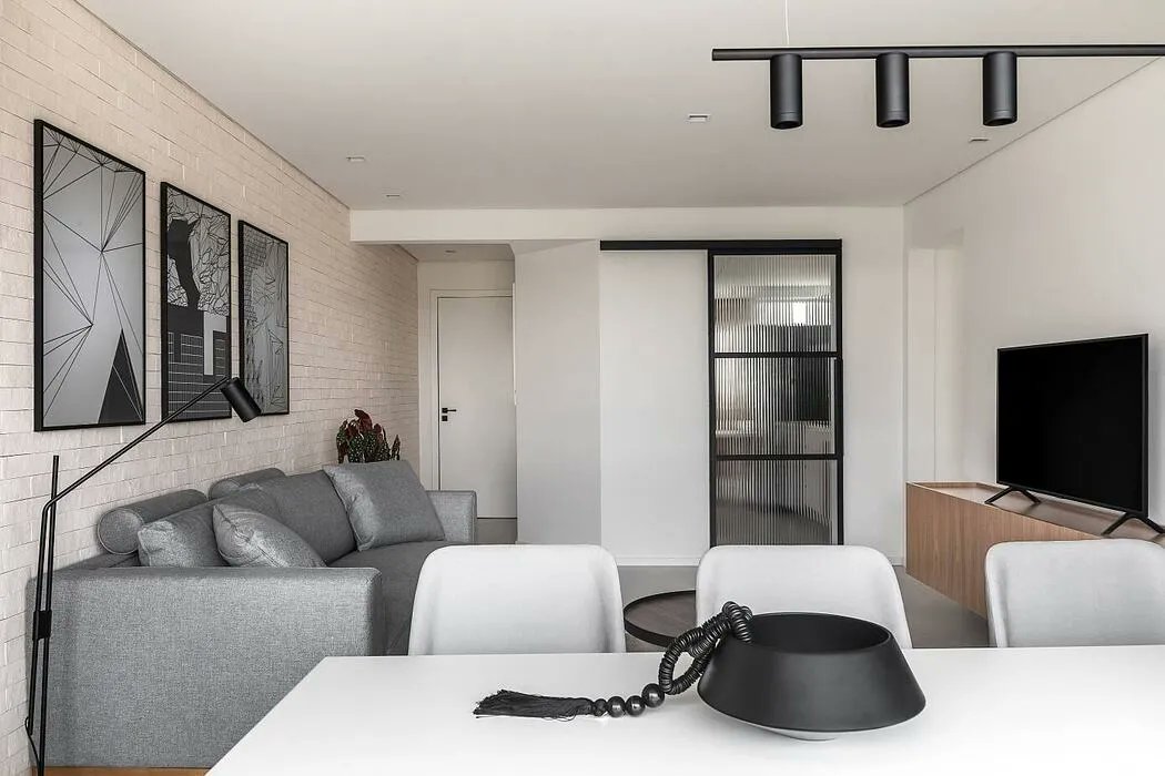 InteriorDesign9's tweet image. RT TheIDClondon &quot;RT @InterDesignNews: Retorno Apartment by Leonardo Tulli #interiordesign #homedecor #homeinspo #interiors https://t.co/Q0kEVXZIfR&quot;