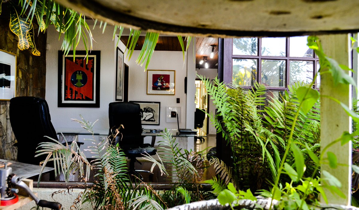 movleeart's tweet photo. Em 2014, havia chegado o momento de uma expansão. O lugar escolhido foi Florianópolis, onde atualmente funciona o operacional da Movlee Art e seus estúdios de serigrafia, Fine Art e cerveja artesanal. https://t.co/j2Uk0B4KZq