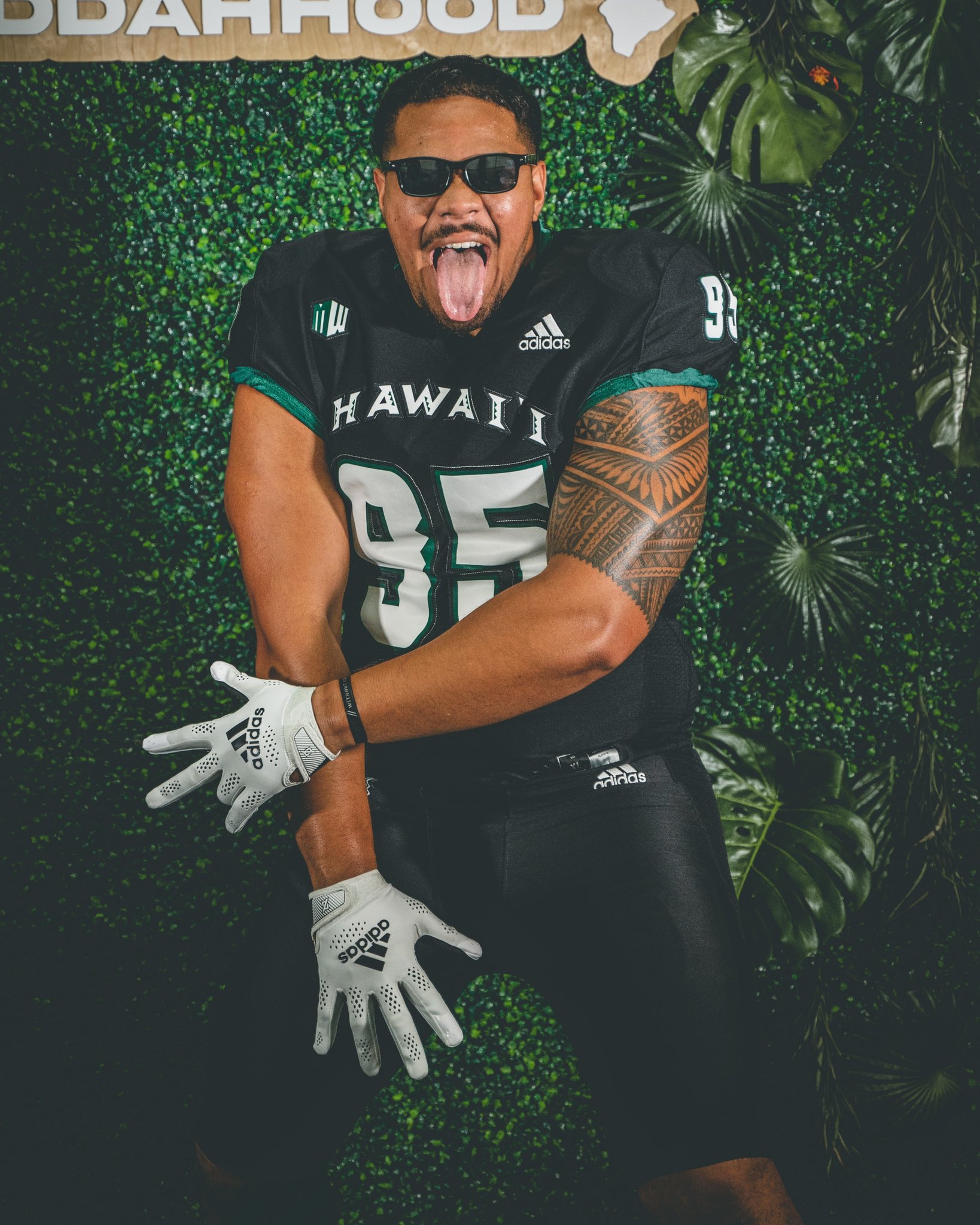 Hawaii football gloves sale