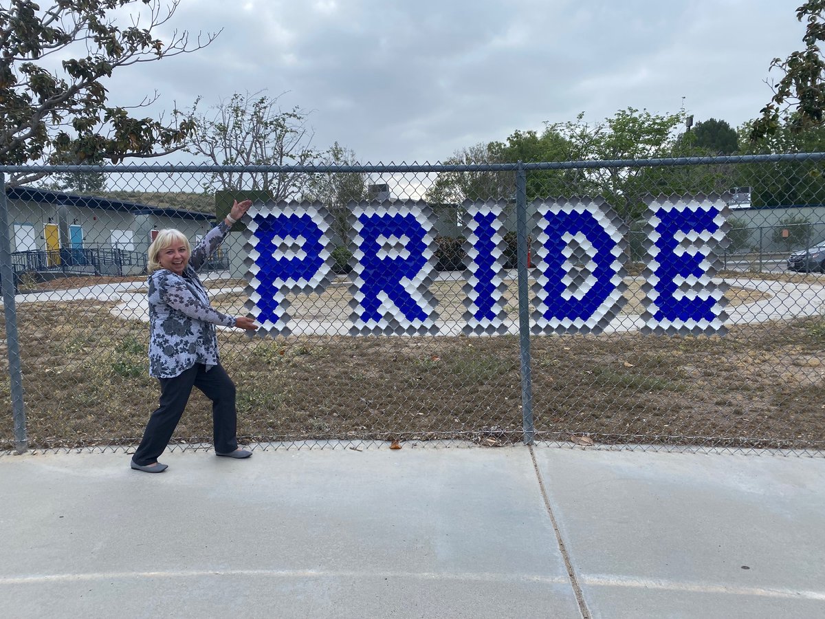 rosedellpta's tweet photo. We hope at drop-off this morning your student saw the awesome "cups" in the fences!📸Add a picture here of your student with "PRIDE" at Rosedell North or Rosie at Rosedell. Ms. Balena and Mrs. DesChamps were so excited to see the cups in their fences this morning! https://t.co/T0HGc4aWVJ
