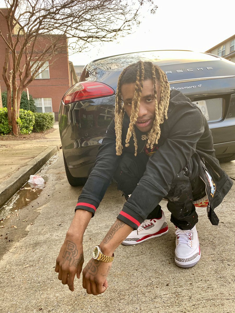 LuckyLusane's tweet photo. BABY THIS A COUP , EITHER YOU OR YO FRIEND GON LEAVE 🌟🌟🐍💕 #LLFRAZIER #SM4E https://t.co/H0K7cbq424