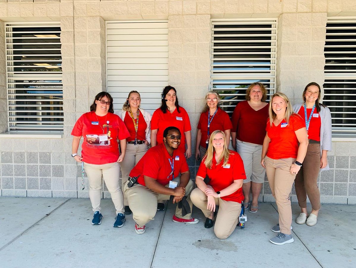 AncloteSharks's tweet photo. Jake from State Farm Day!
#SpringSpiritWeek2022 https://t.co/pv9OVG5qnU
