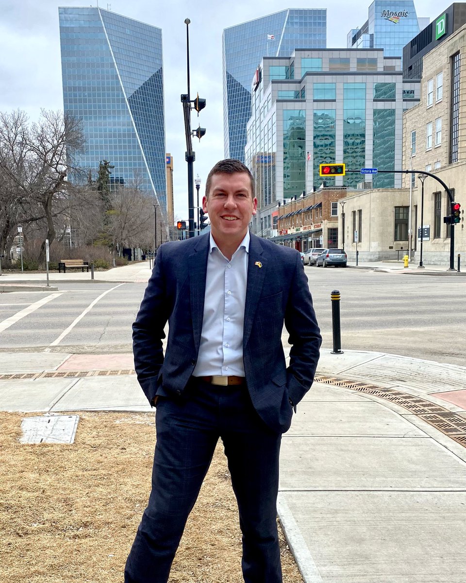 KodyBloisNS's tweet photo. Good afternoon from Regina! This week I’m in Saskatchewan to see agriculture producers in Regina and Saskatoon. As Chair of the #Agri committee, I’m looking forward to learning more about the sector and the important work farmers in the prairies do to feed our families. https://t.co/UAKGtGalaJ