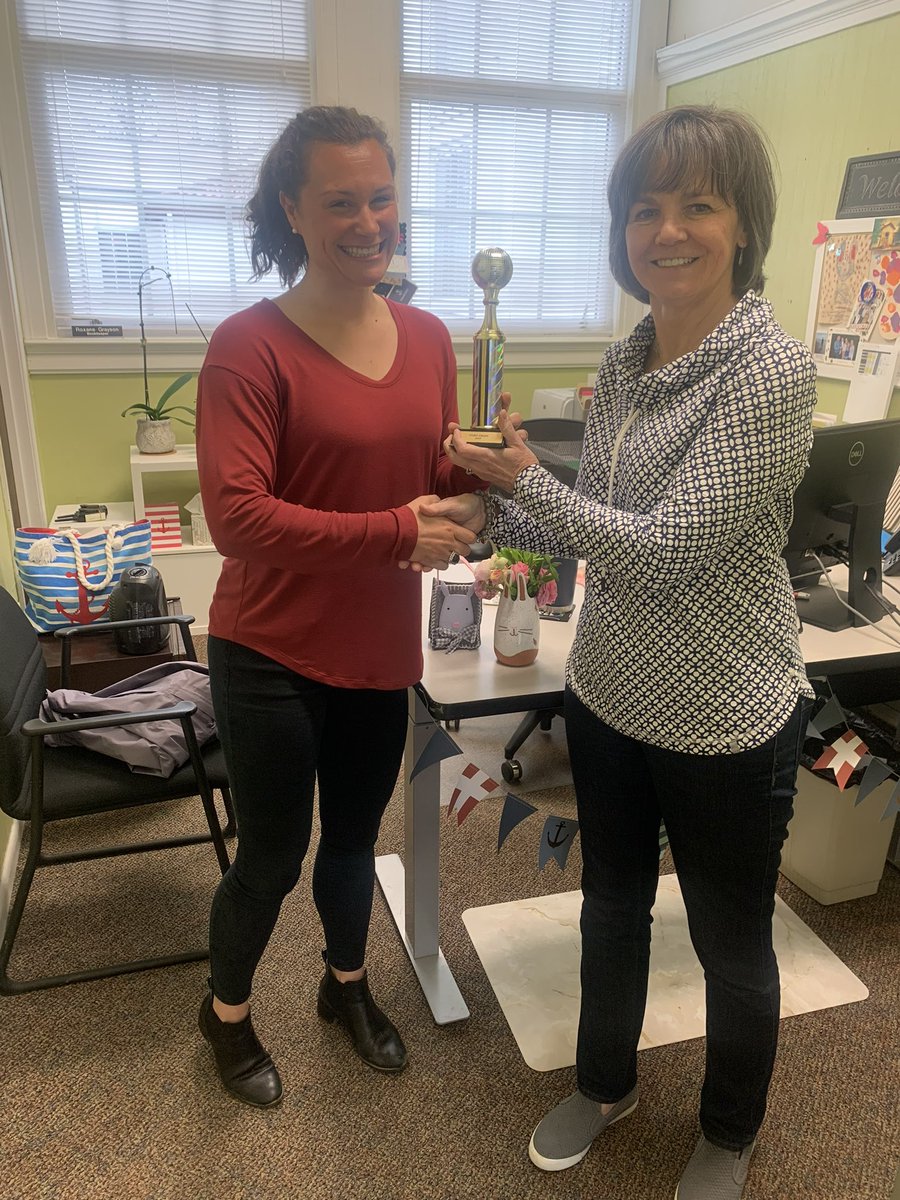 APSAnchors's tweet photo. Congratulations to Roxane, our wonderful school bookkeeper, for winning the 3rd grade MVP trophy! 👏🎊 https://t.co/SdSNpNAZ8R