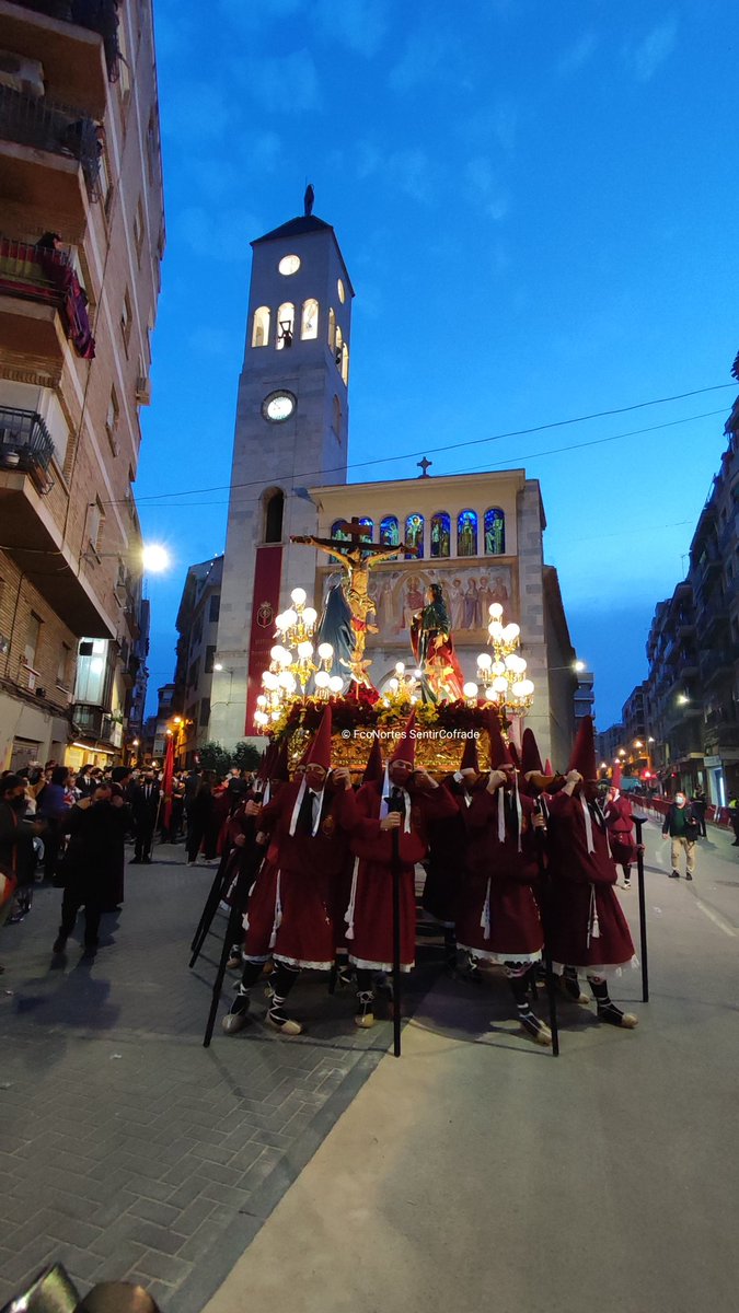 🔴 El #CristodelPerdón ya pasea por #Murcia en su noche de #LunesSanto 

#SentirCofrade #SSantaMurcia #SanAntolin