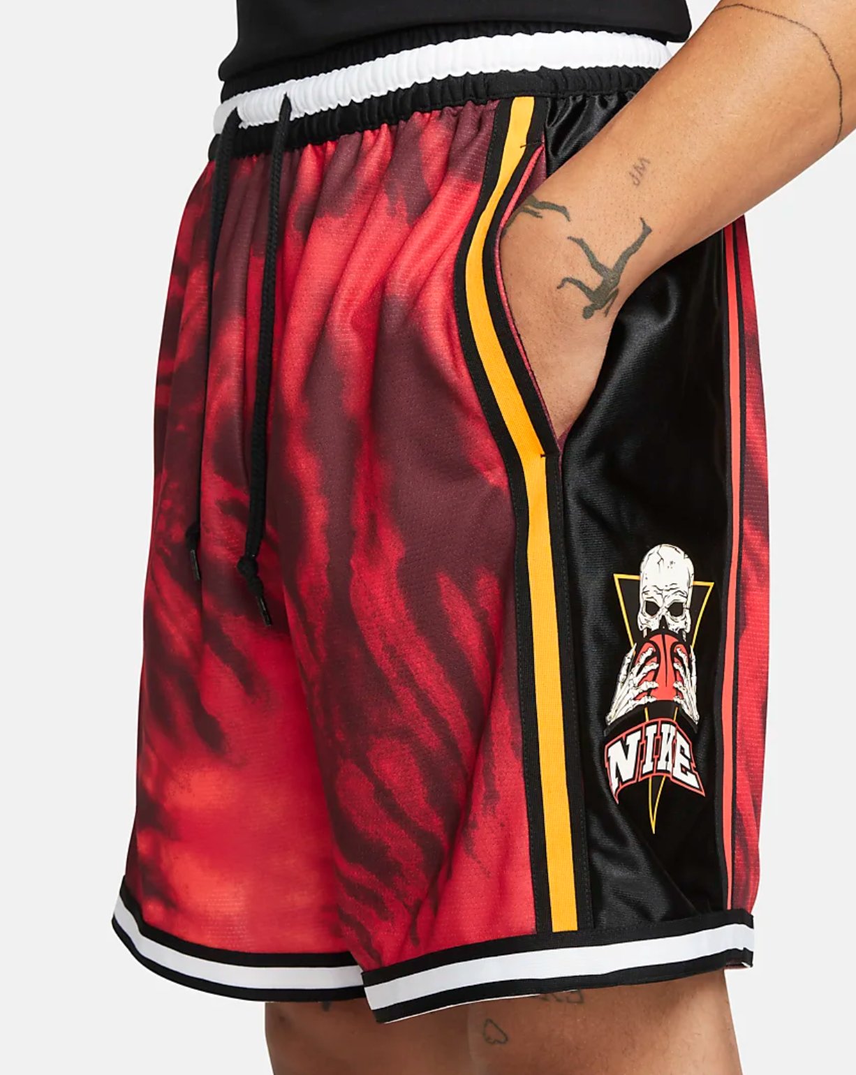 solelinks-on-twitter-ad-new-nike-dna-frenzy-skull-basketball-shorts