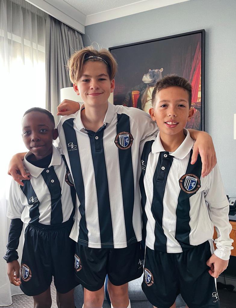 Alan Surrey - Wimbledon FC Matchworn Shirts tweet media