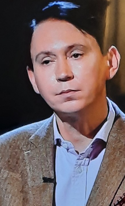 Scramasax77's tweet photo. Jimmy Carr has let himself go
#mastermind https://t.co/aWOVVErrOL