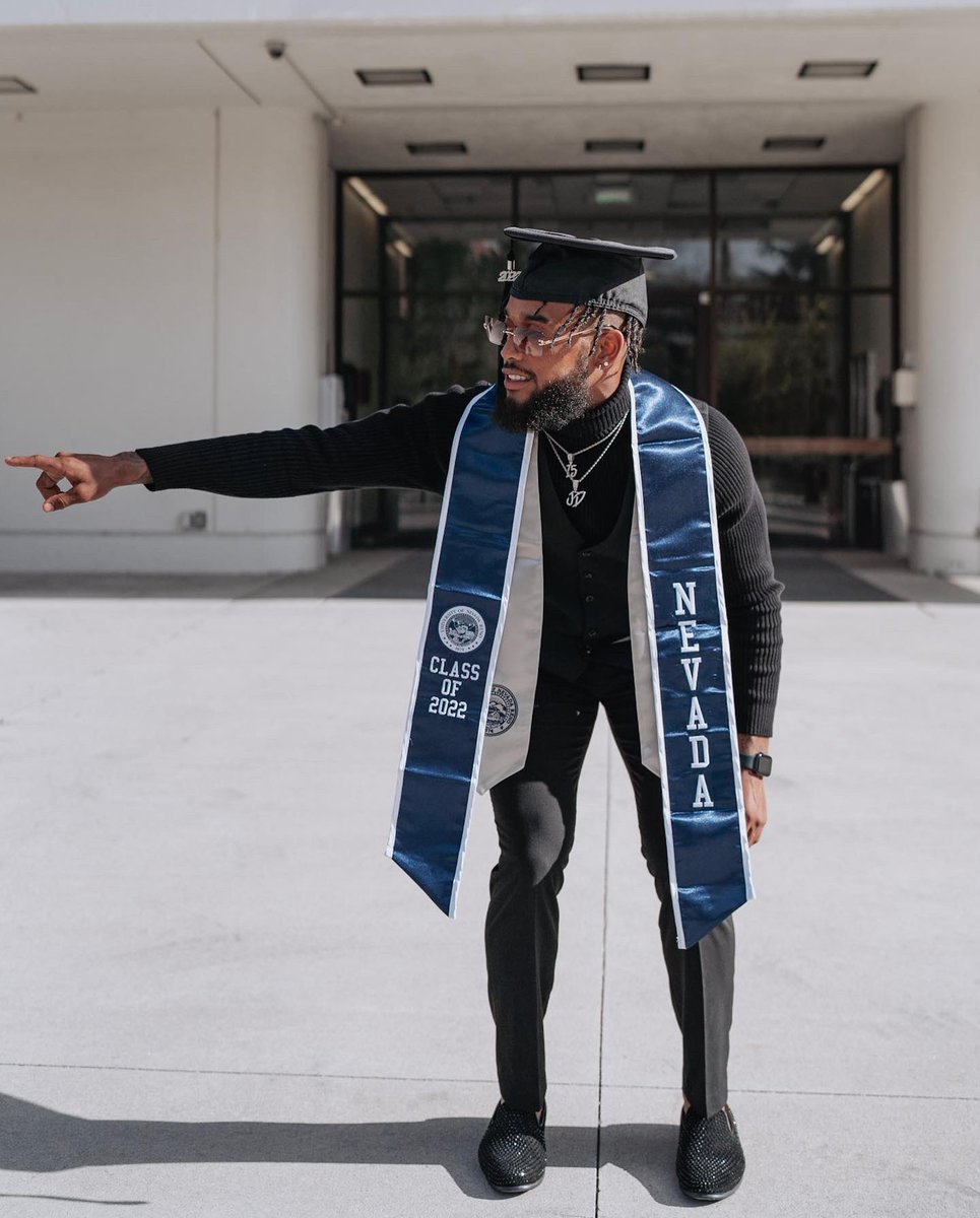 _jdedman's tweet image. I was only here for a second I had to leave my best impression.. 🏁👨🏾‍🎓