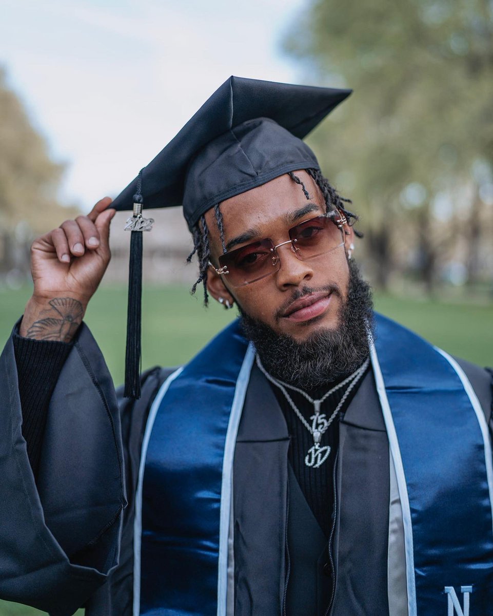 _jdedman's tweet image. I was only here for a second I had to leave my best impression.. 🏁👨🏾‍🎓