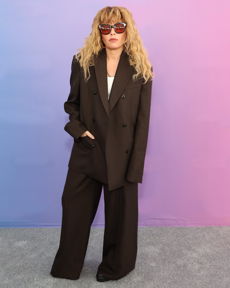 big suit + big shades = #bigfitoftheday @nlyonne