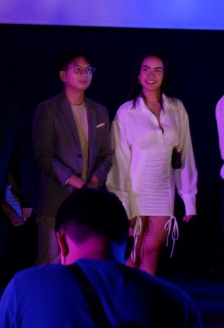 limersquadofc's tweet photo. Photos last screening on April 9, taken by Mommy @lebatotz_258. π
! late upload !
Hello there, @limerveloso and @daliavarde β¨ wishing all the best for your showbiz journey! π
#LimerVeloso | #Limersquad https://t.co/qbHCA5NObB