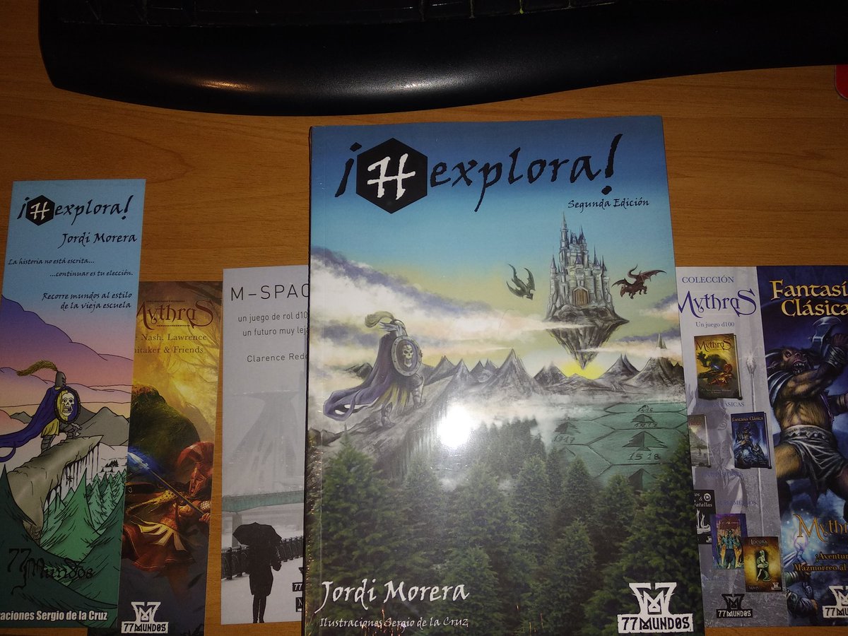 Terrax's tweet photo. El clásico entre los clásicos vuelve a casa. ¡Vuelve #Hexplora de @Ed77Mundos! Si habéis pensado en hacer una campaña no-patea-hexágonos cuidaos de leerlo inmediatamente porque seguro que os va a bullir la cabeza de ideas para meter a vuestro grupo en este tipo de campañas #osr https://t.co/zSgu8RpKAN