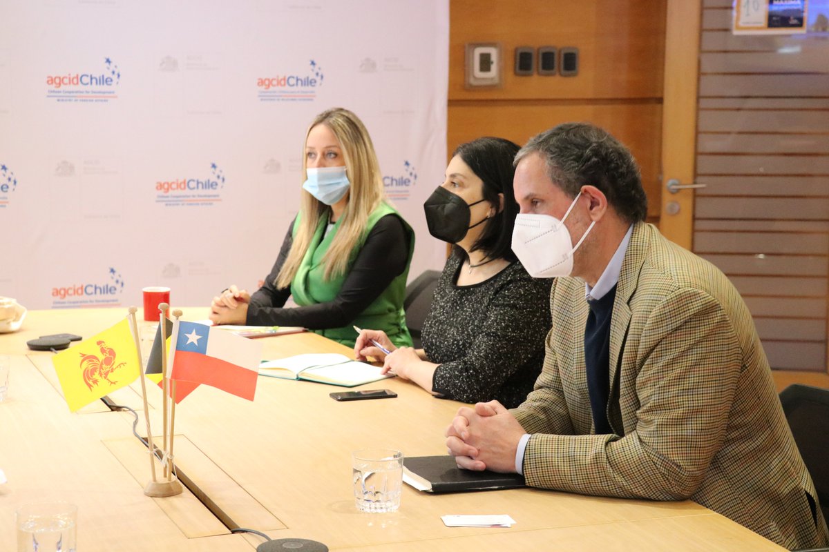 ✨Equipo AGCID recibió a Delegación Wallonie-Bruxelles, encabezada por Emanuelle Dienga, Representante de Valonia- Bruselas Internacional en Chile, para conocer avances de actuales proyectos de cooperación y adelantar futuros desafíos en Cooperación Bilateral y Triangular.