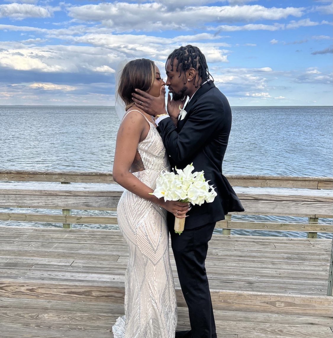 iTrulyNea_'s tweet photo. 4•3•22 I married my Bestfriend ❤️ https://t.co/6JdfJ18i5R