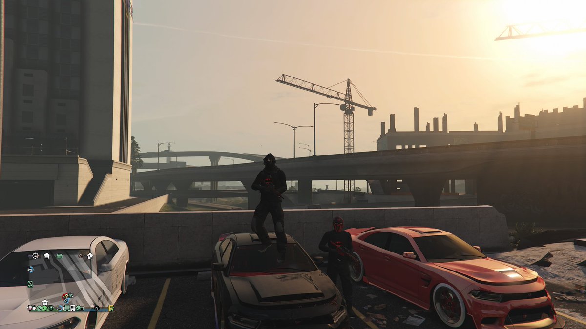 BatClanGaming's tweet photo. The sunset in Los Santos! Right before the fun begins! #GTAV #BatClan https://t.co/bfcQCxWVUs