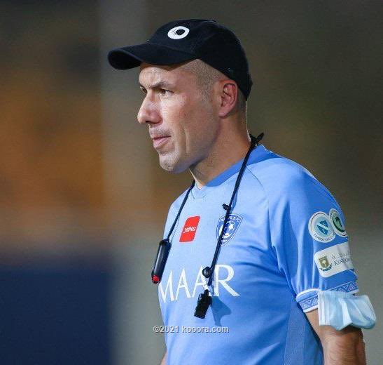 m7_57's tweet image. ماذا لو عاد معتذراً؟ 
#الهلال_الريان