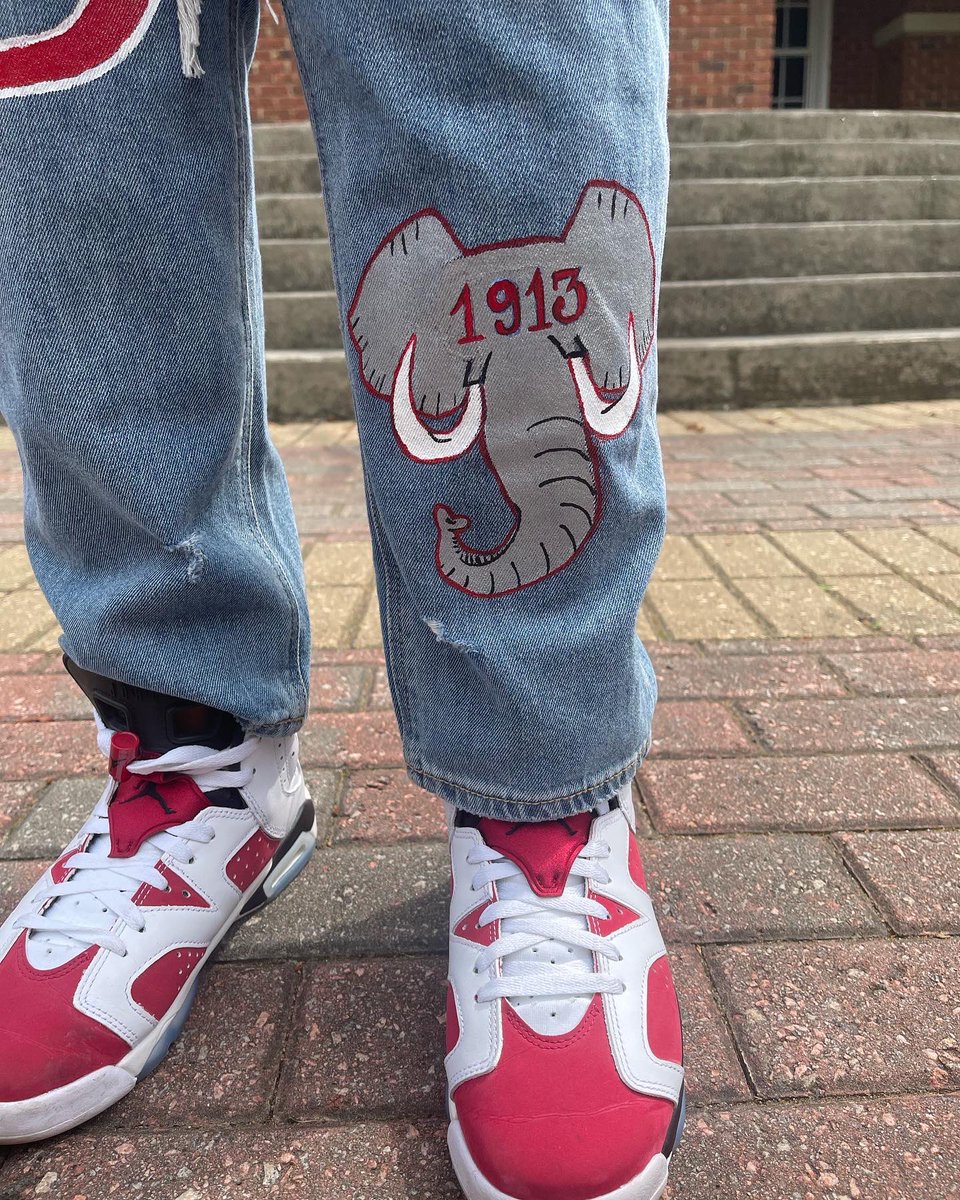 tayydagreat's tweet image. They call me Trend5etter cause i set trends everyday 🤍. #Live5 #XiBetaMade #AOML