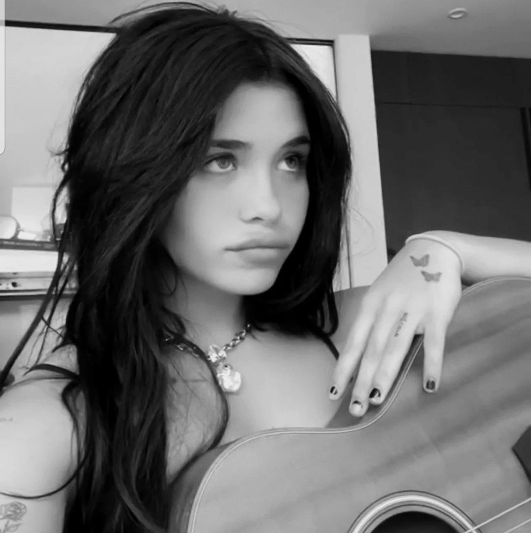 rockstarjxdn's tweet image. yeah, hot people