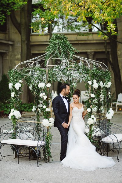 liberty_grand's tweet photo. Enchanting garden vibes and a showstopping moment ๐ฟโจ
๐ธ: @mangostudios
#luxurywedding #courtyardwedding #wedding #luxurywedding #iconic #torontowedding #fairytalewedding #libertygrandto #toronto #torontoevents #torontoeventplanner #weddings #bride #groom #weddinginspo2022 https://t.co/Ri2rA0MnnY