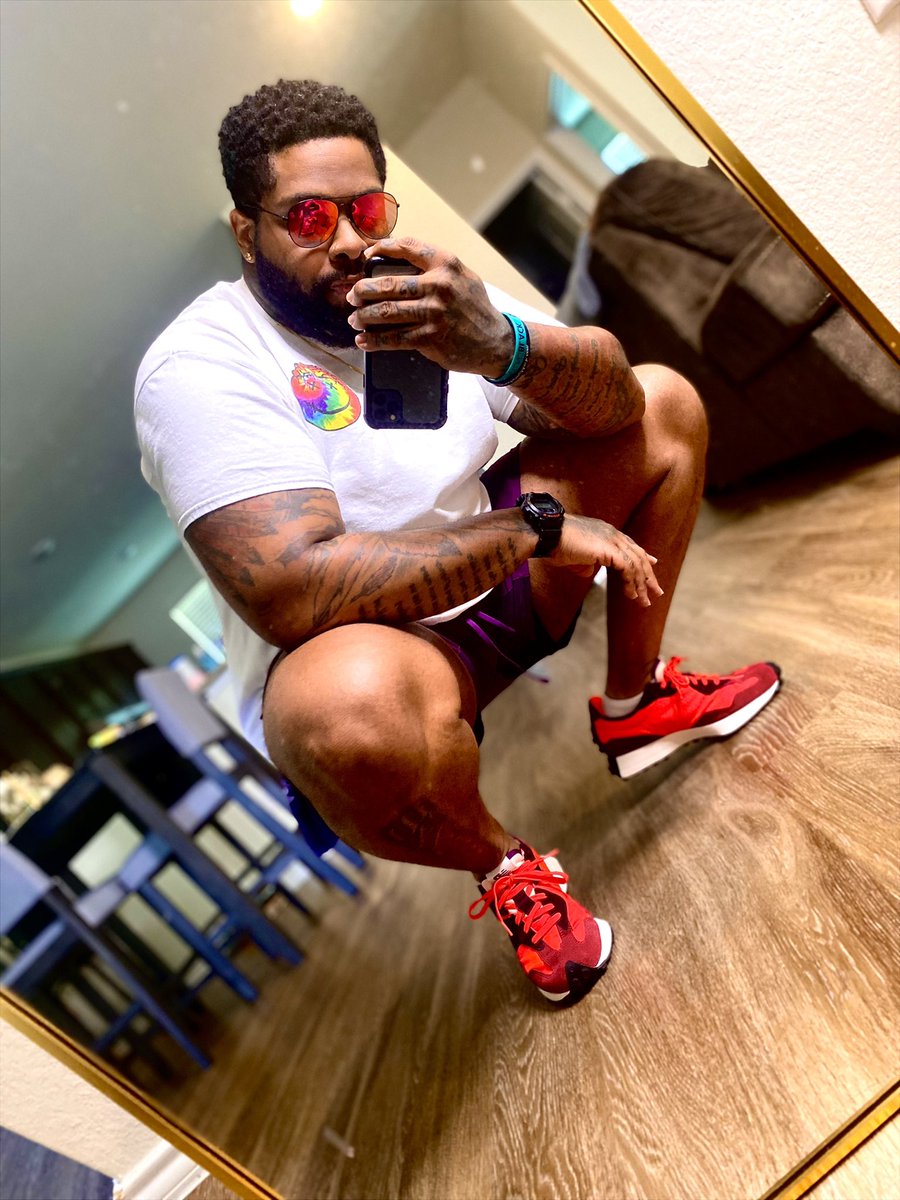 HENNESSY PAPI tweet media
