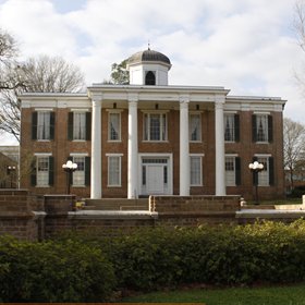 #KatFacts
Austin Hall, on the SHSU campus, is the oldest university building West of the Mississippi River still in operation! 🤯 #partofhistory #WinTheDay 
 <a href="/SamHoustonState/">Sam Houston State</a>