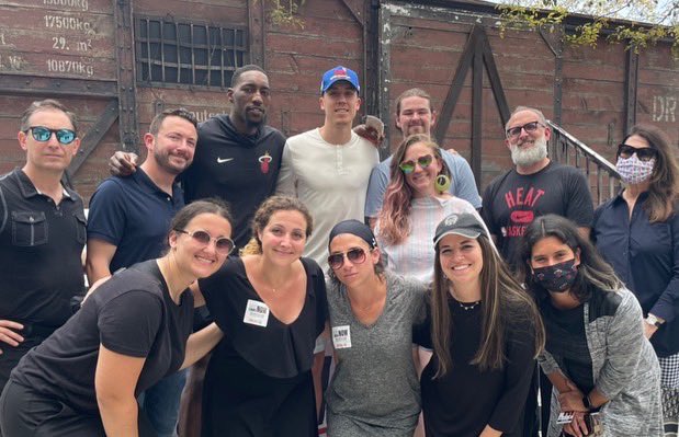 HessSolly's tweet photo. Hate Ends Now was joined by members of @MiamiHEAT, including @Bam1of1 and @D_Bo20 who visited the exhibit and shared how they can use their platform to end Hate and promote unity. 

To learn more please visit https://t.co/9YEY3bVl18

#hateendsnow #neveragain #miamiheat #unity https://t.co/HkeY9XsavU