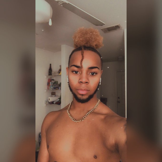 Watch ✨The Gold Room✨'s leaked NSFW photo on TwXstars