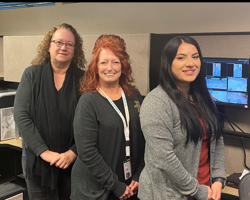 sacstatepolice's tweet photo. Happy National Public Safety Telecommunicators Week to our wonderful Dispatchers! Thank you for all you do! https://t.co/QKGJyKJmWN