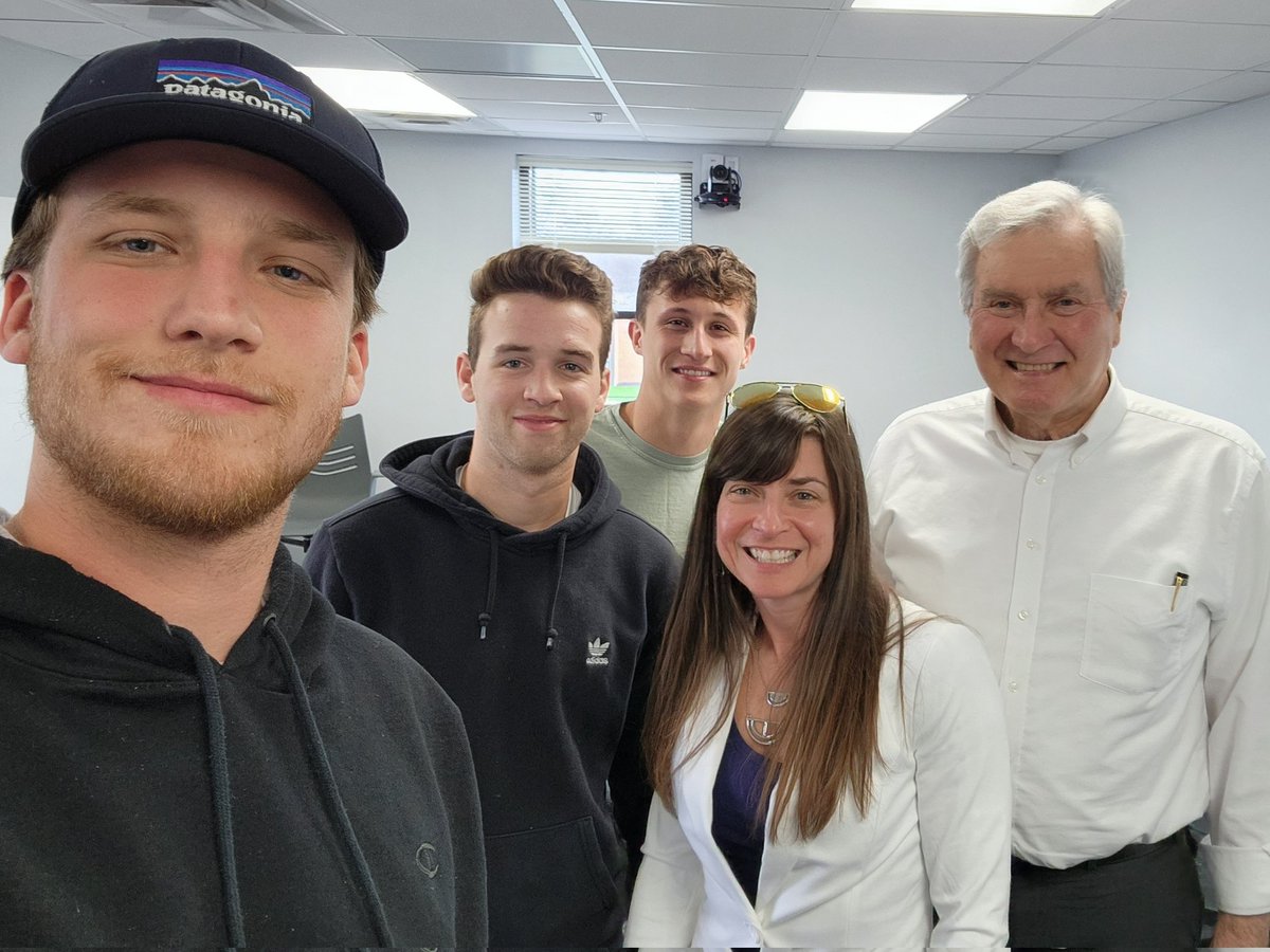 MaraWoody's tweet photo. Had a great time on my alma mater campus @ColumbiaColg, talking about public policy! @MODHEWD #MOHigherEd https://t.co/hlCBs9aPVp