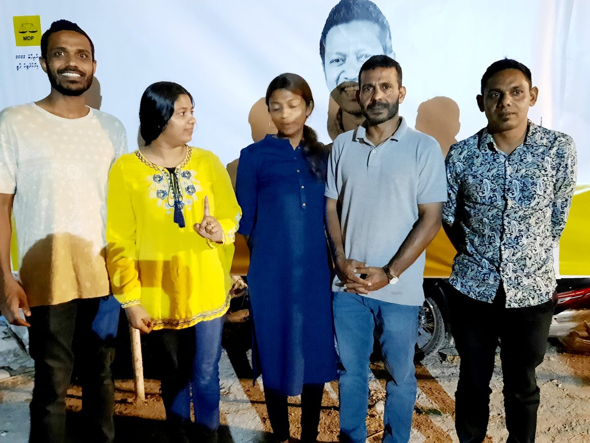 ahmed_ilham's tweet photo. FVM City ge Dhekunu Dhaairaage inthikhaabee leaderun gadhakoh Imthiyaz Fahmy aaieku KKBK.
#ThilafathugeRamzu 
#InthiAaEku https://t.co/noN40MgVoy